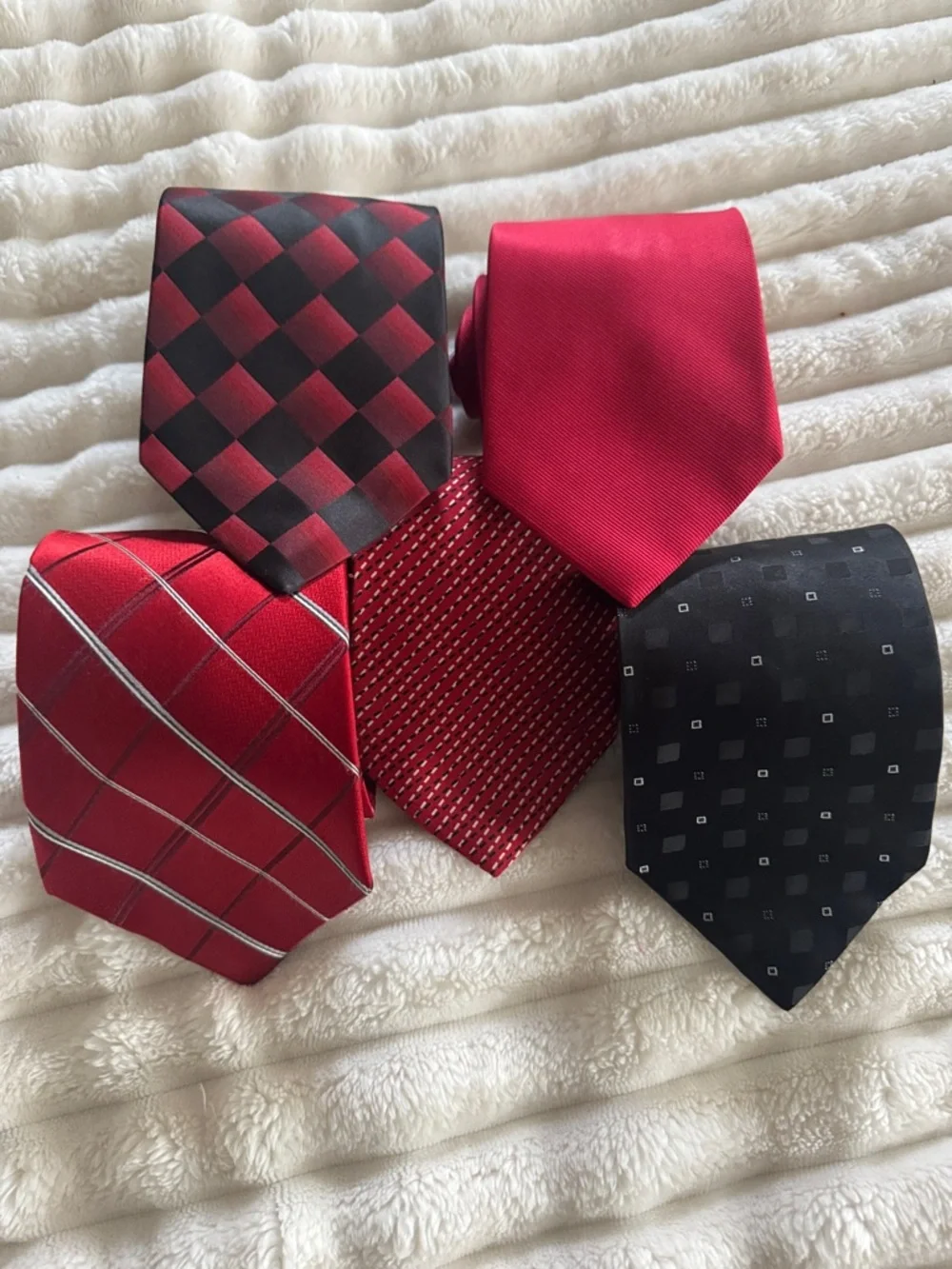 Jos. A. Bank versatile red
